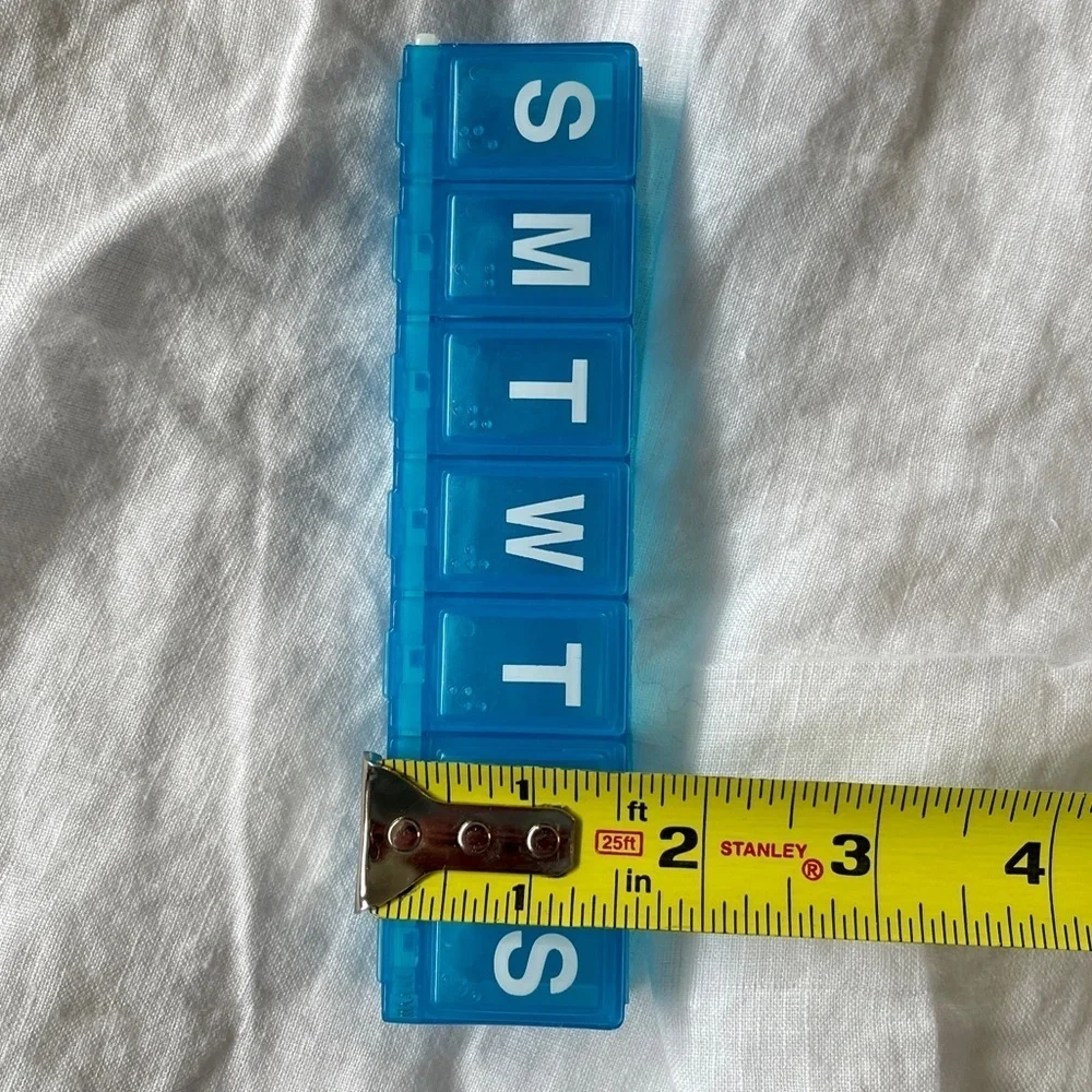 Weekly 7-Day Pill Organizer, Days of the Week Locked Container
